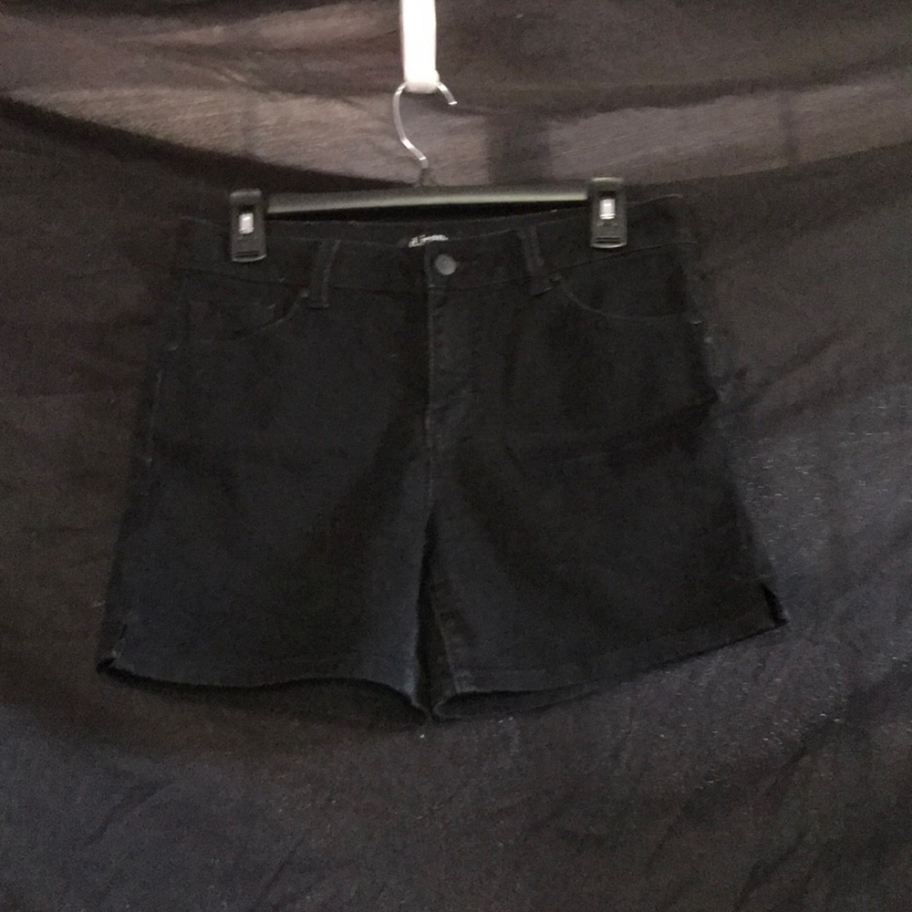 D.jeans black shorts